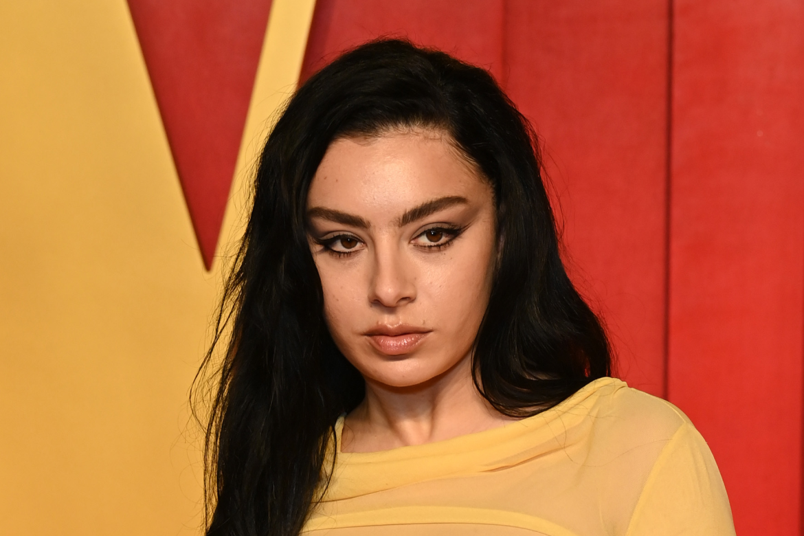 Charli XCX kariera, styl i sekrety światowej sławy