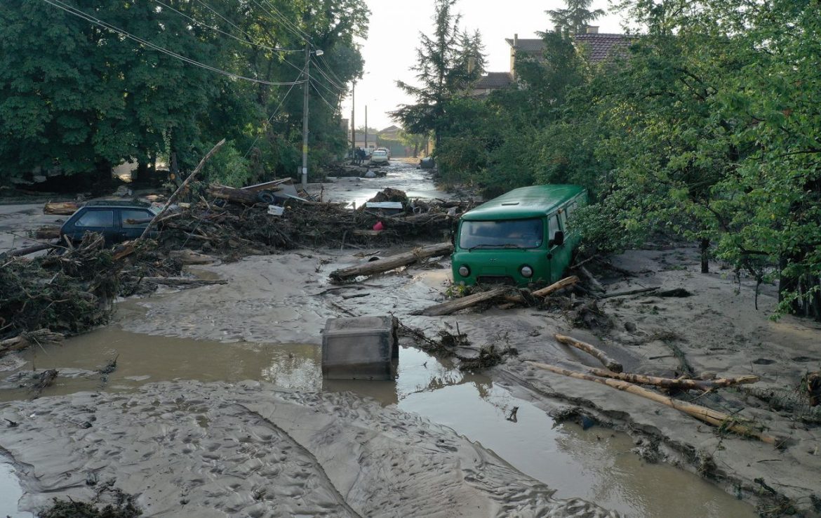 Powódź w Bułgarii – chaos, ofiary i zniszczone miasta. VIDEO