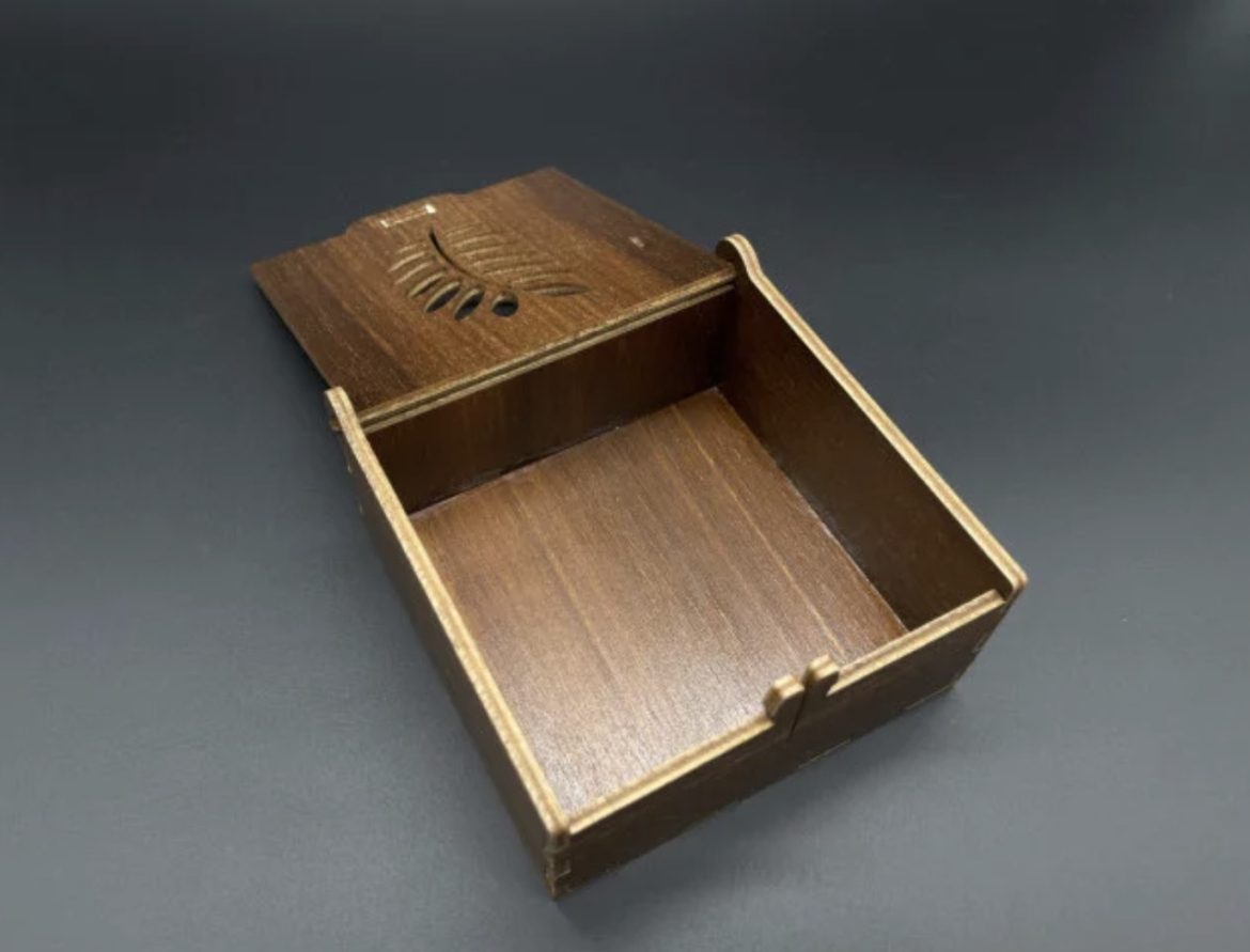 Pudełka na pieniądze - szkatułki ślubne drewniane: elegancka tradycja w nowoczesnym wydaniu