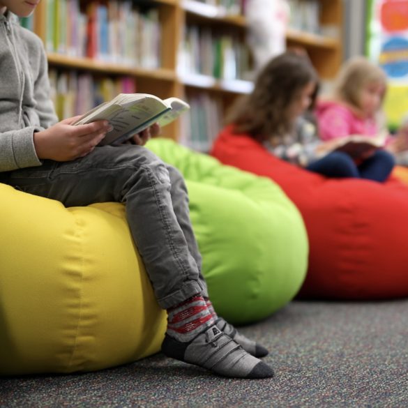 co-oznacza-anielska-liczba-333-i-jej-symbolika