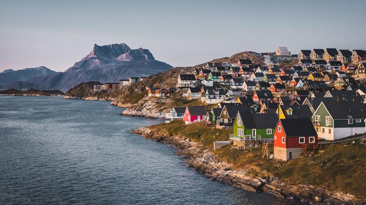 Grenlandia: jak się tam dostać, ciekawostki i dlaczego Trump interesuje się tą wyspą