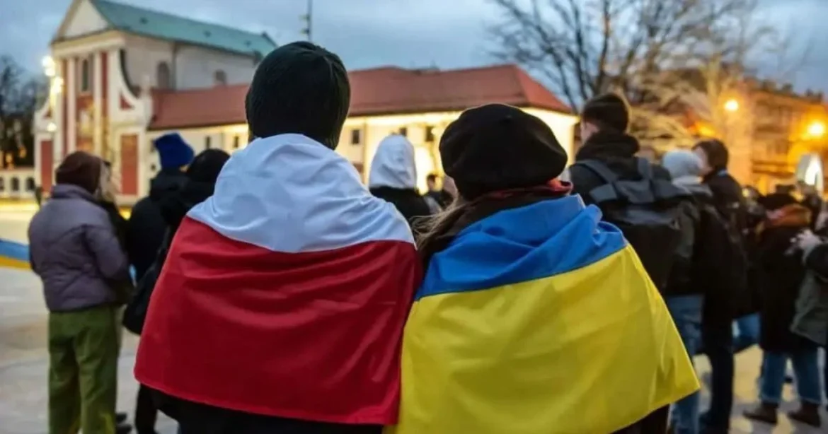 Polacy podzieleni wobec uchodźców z Ukrainy: najgorsze wyniki w historii badań