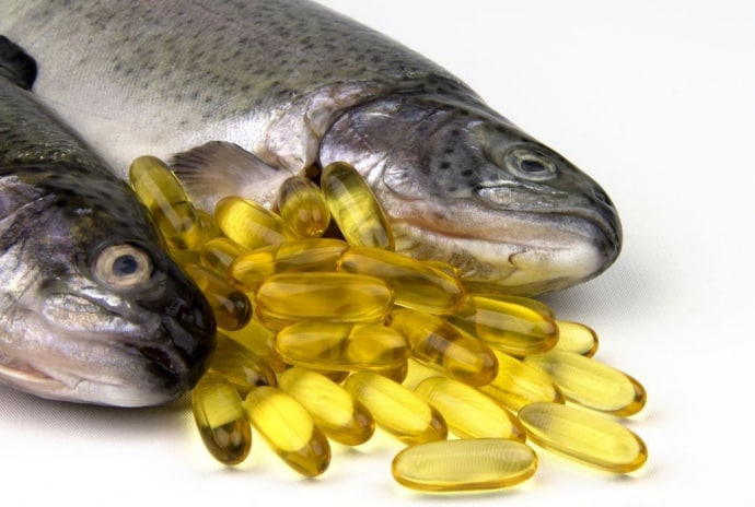 Omega-3 czy olej rybi: jaka jest różnica, co działa lepiej i kiedy suplement ma sens