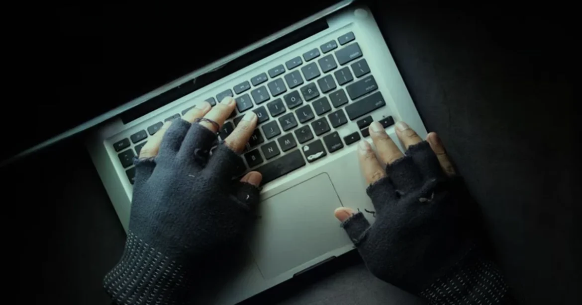 Oszustwa w komunikatorach w Polsce: najczęstsze schematy, QR i sposoby ochrony konta oraz pieniędzy