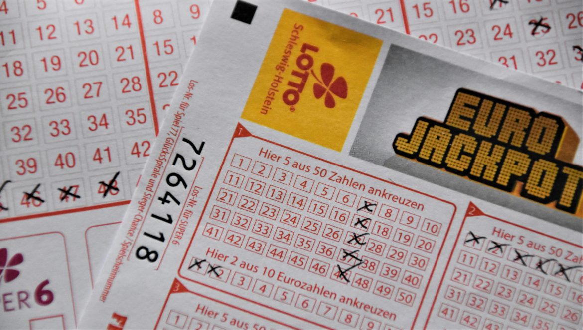 Kupon Lotto Dużego Lotka na losowanie w sobotę 18.04.2026
